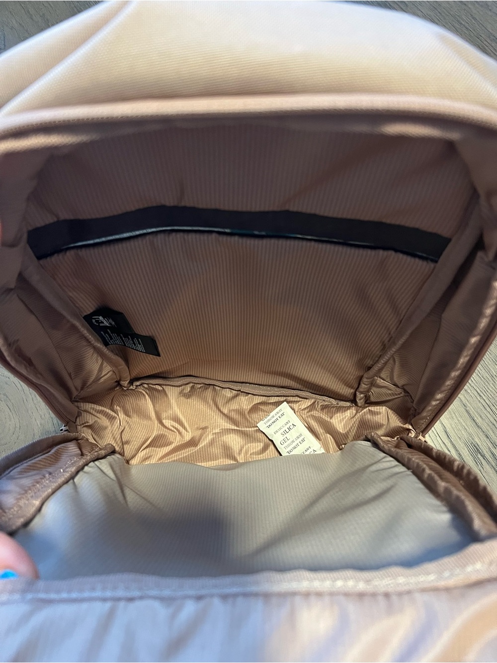 Herschel Shoe Bag in Ash Rose - Picture 5 of 6